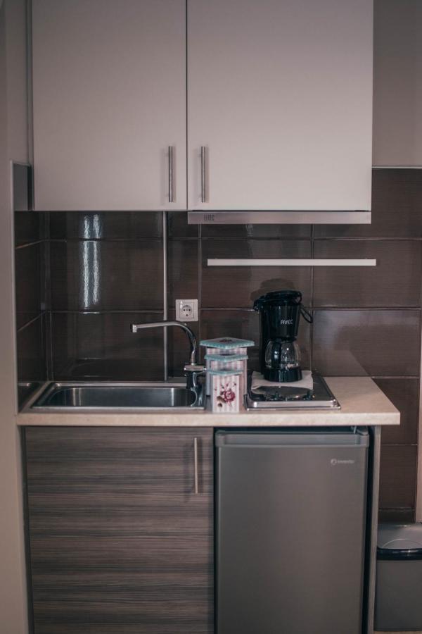 Home Apartments *