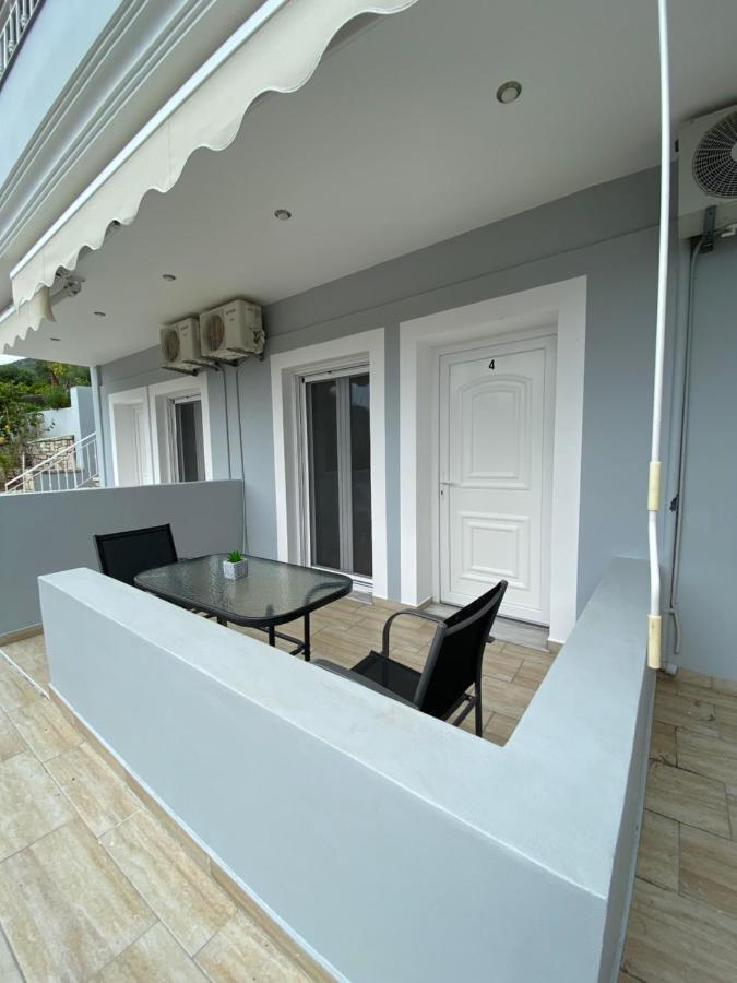 Home Apartments *