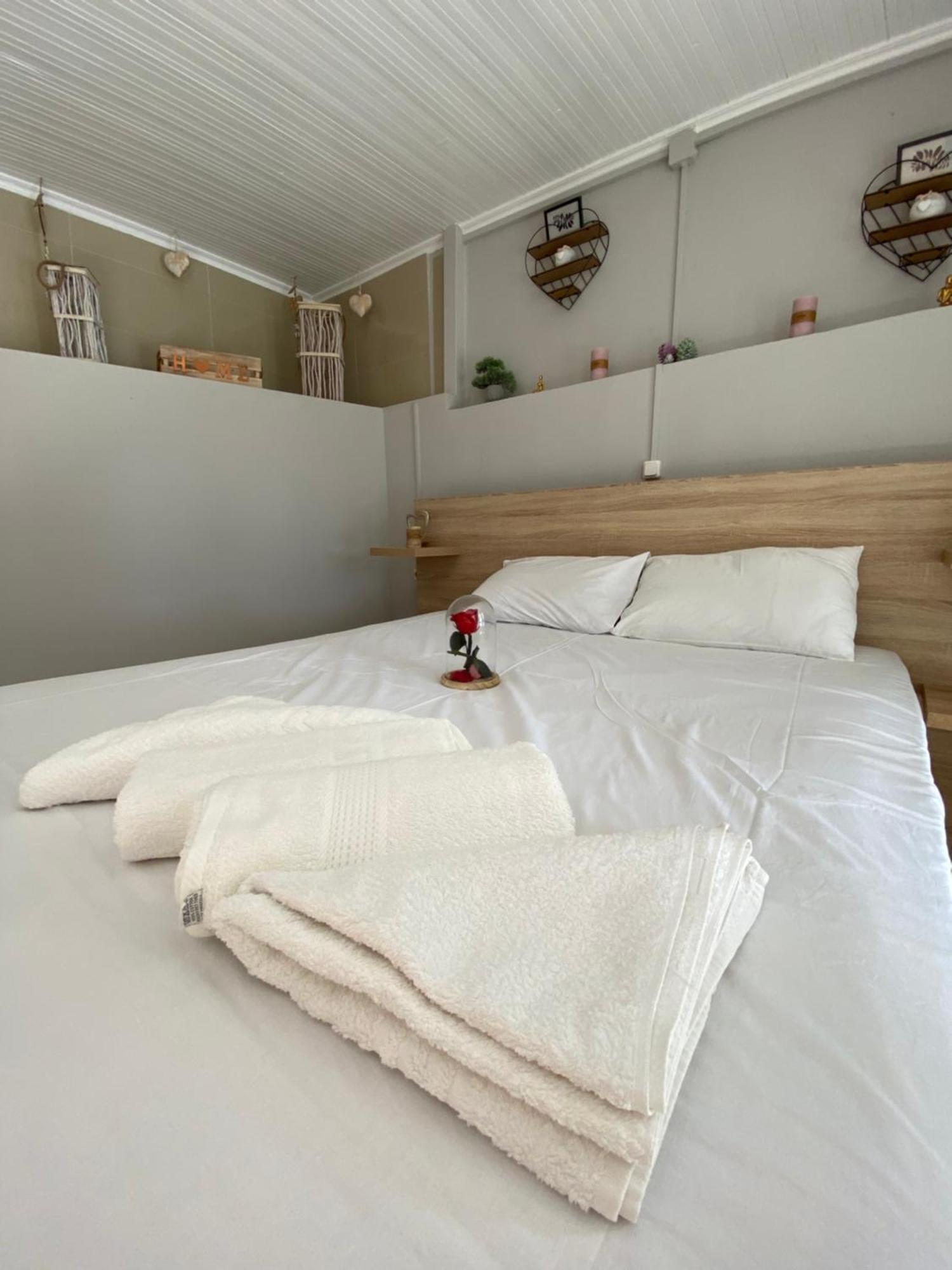 Home Apartments * Parga